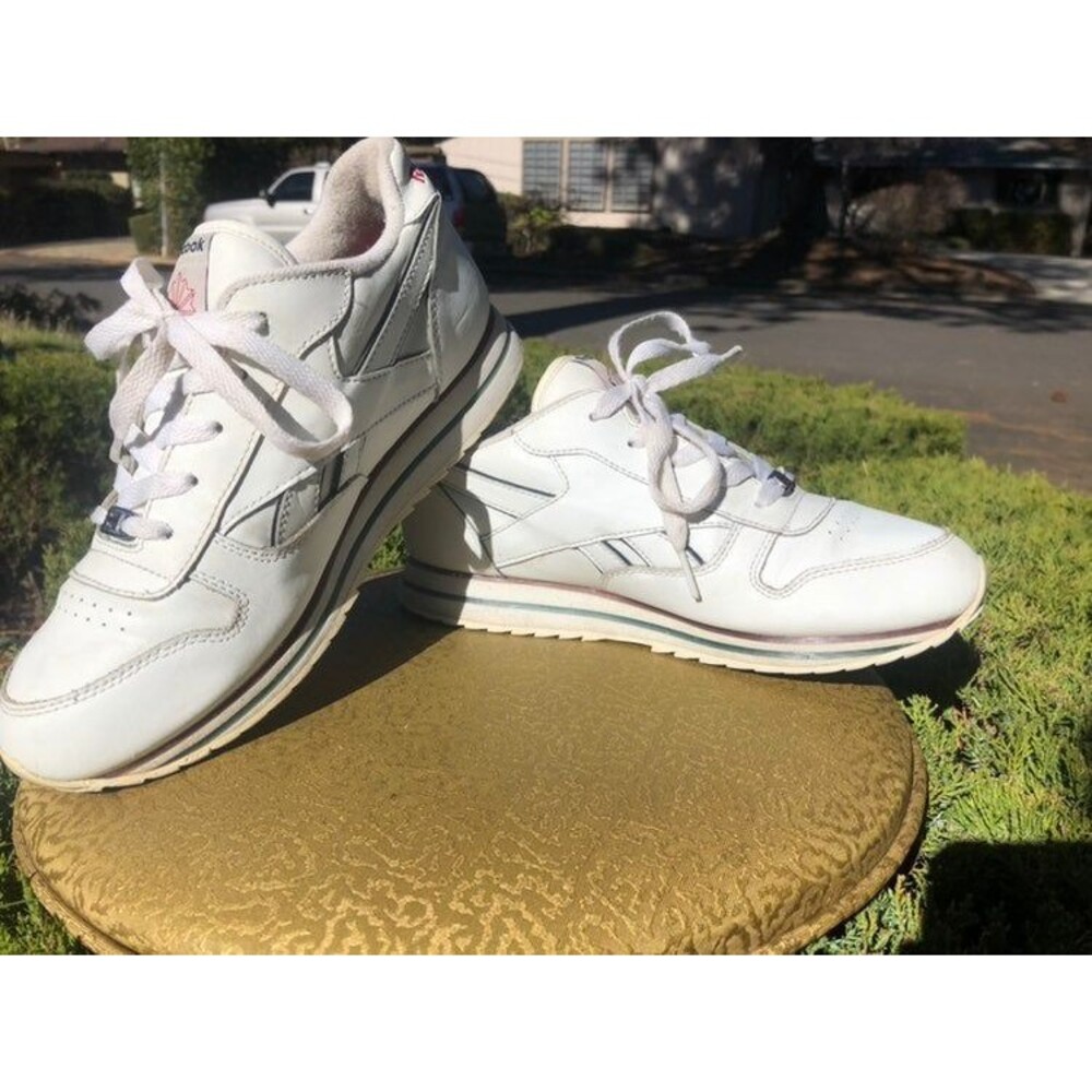 Rare Reebok Classic Lightups - Picture 4 of 8